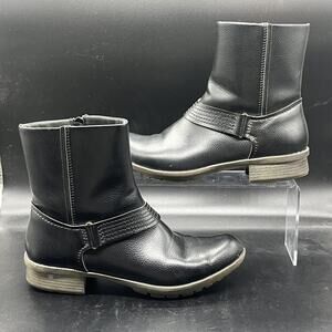 Clarks Riddle Wonder Moto Riding Boot womens 9.5 26113465 Black ankle boot biker